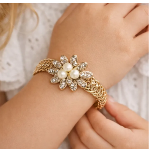 Elegant Floral Pearl Bracelet – High-Quality Gold Mesh Link Bracelet for Parties & Weddings